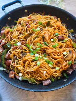 easy spaghetti napolitan sweet savory ketchup based sauce, savory chicken sausage, spaghetti, fresh veggies kids love this meal!